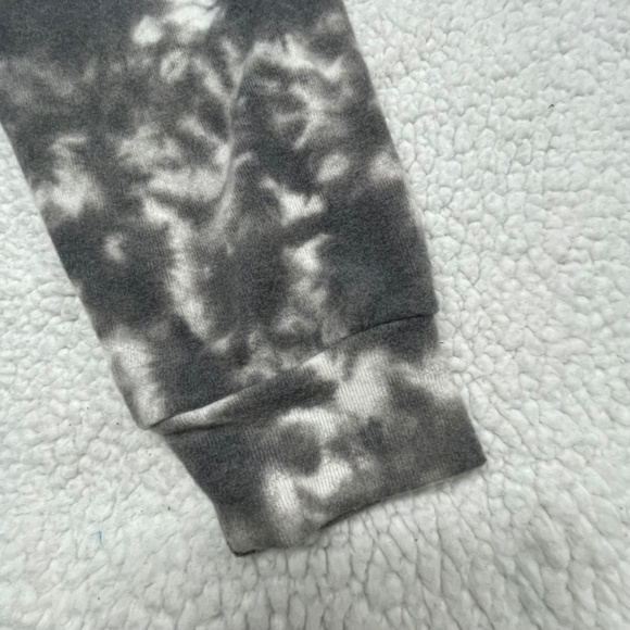 Women’s 1X New Directions, Gray/White Pajama/Sweats - Picture 6 of 11